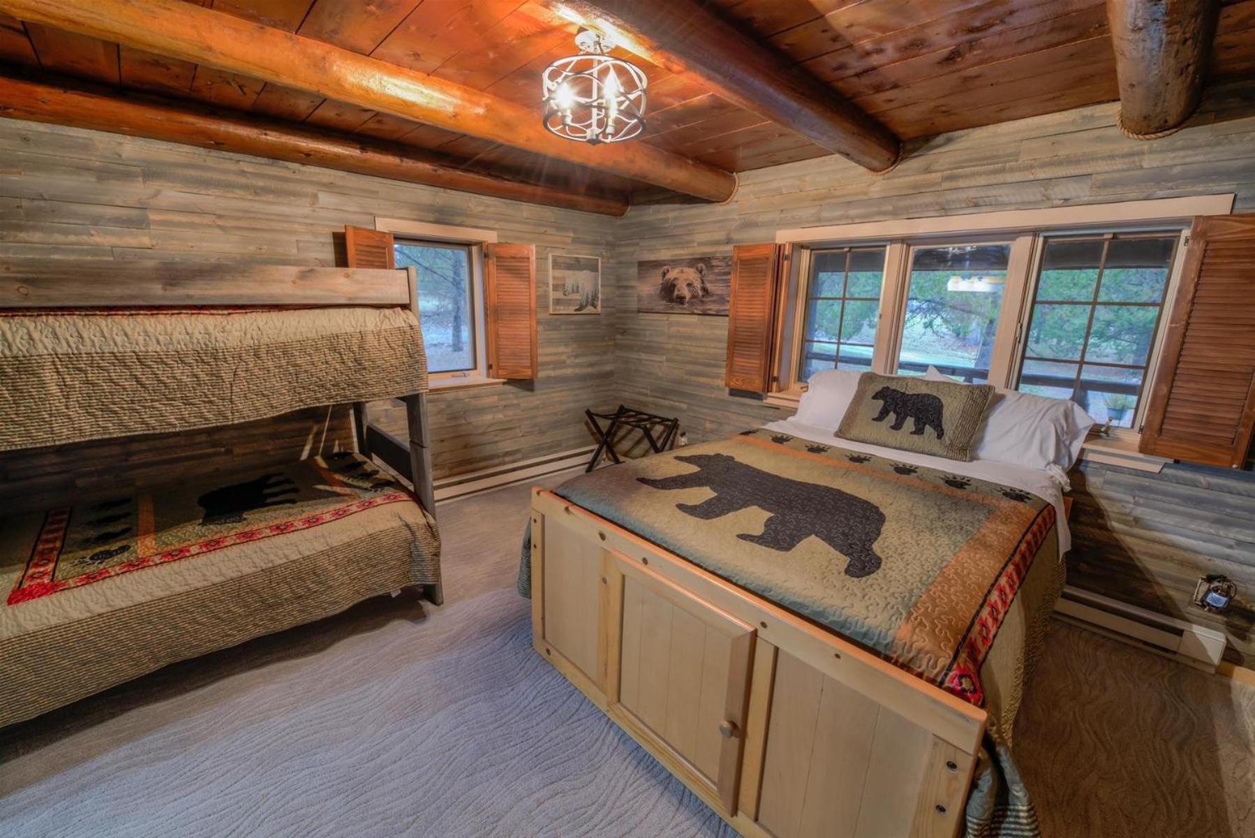 The Moose Bunkhouse Βίλα West Yellowstone Εξωτερικό φωτογραφία